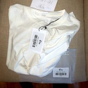 Zyia chill white long sleeve small
